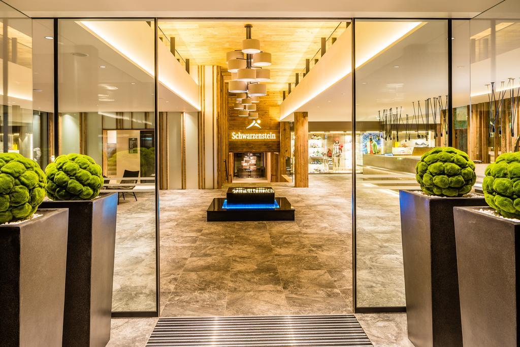 Alpine Luxury Spa Resort Schwarzenstein Lutago Exterior foto