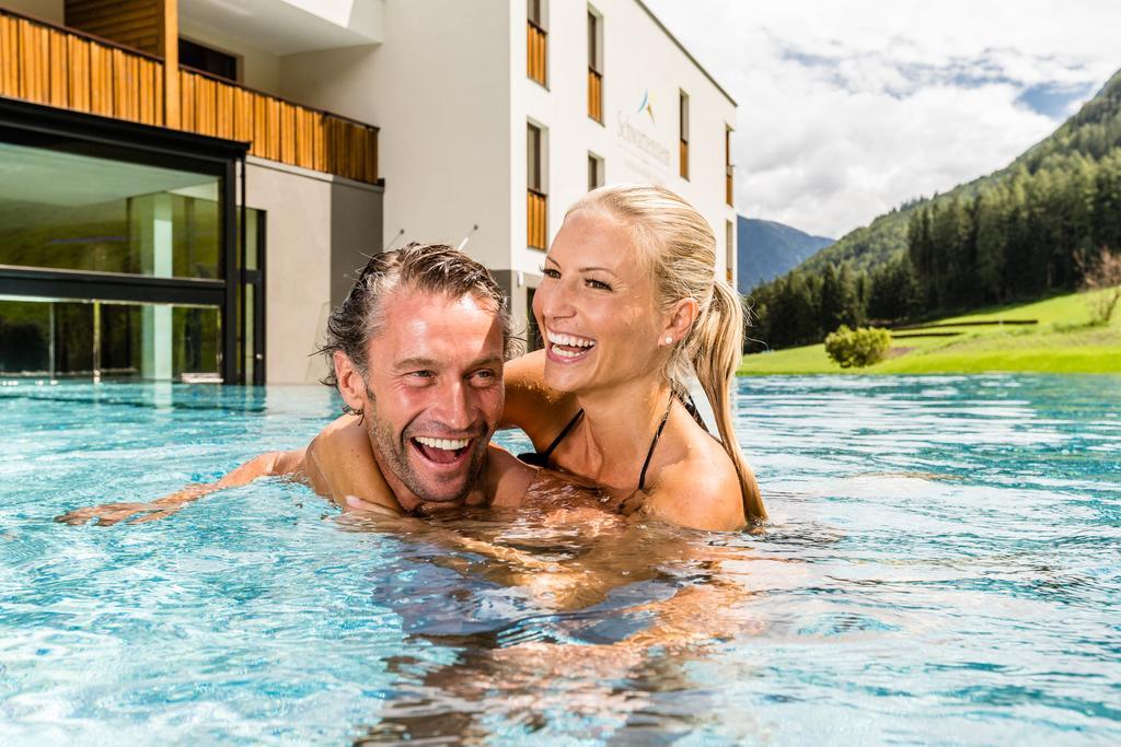 Alpine Luxury Spa Resort Schwarzenstein Lutago Exterior foto