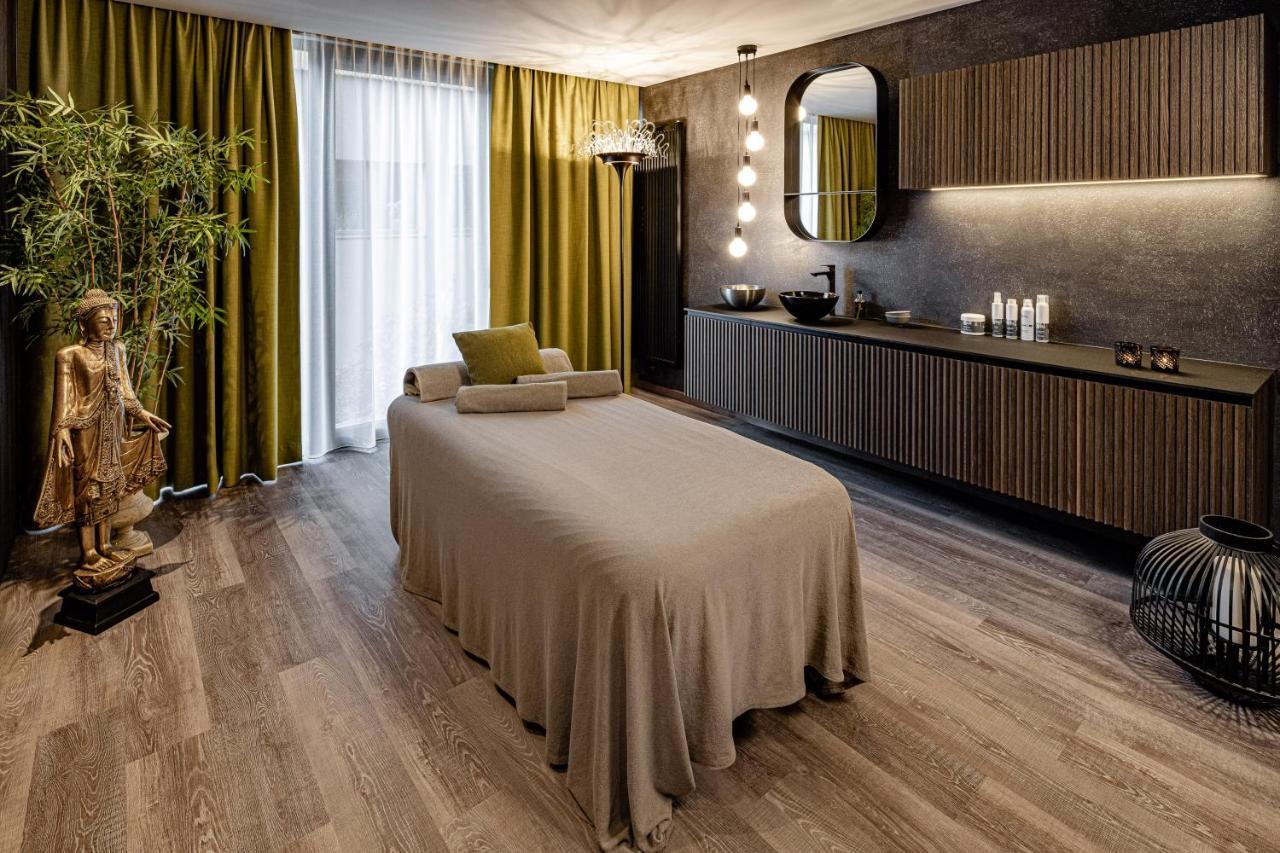 Alpine Luxury Spa Resort Schwarzenstein Lutago Exterior foto