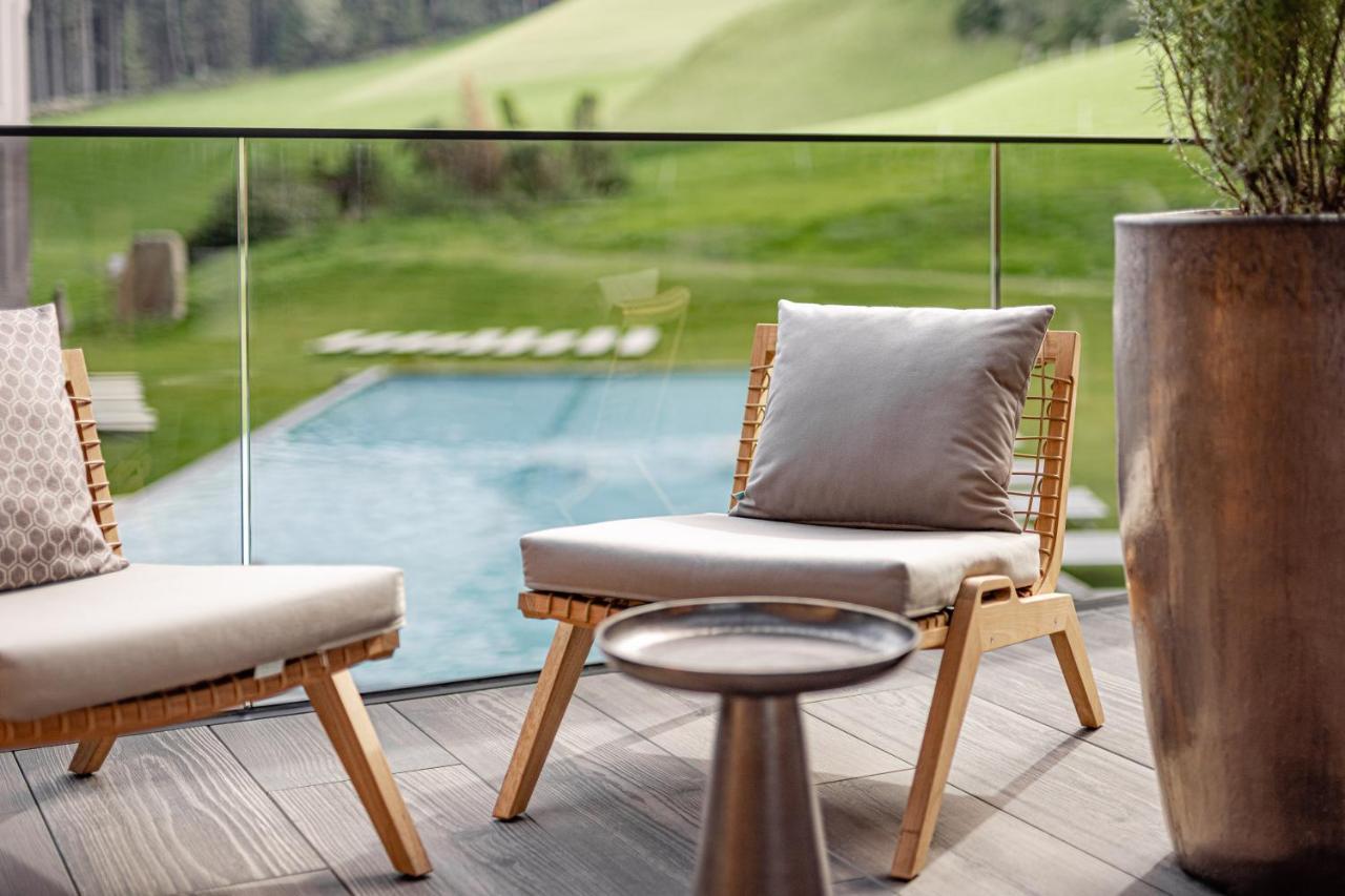 Alpine Luxury Spa Resort Schwarzenstein Lutago Exterior foto